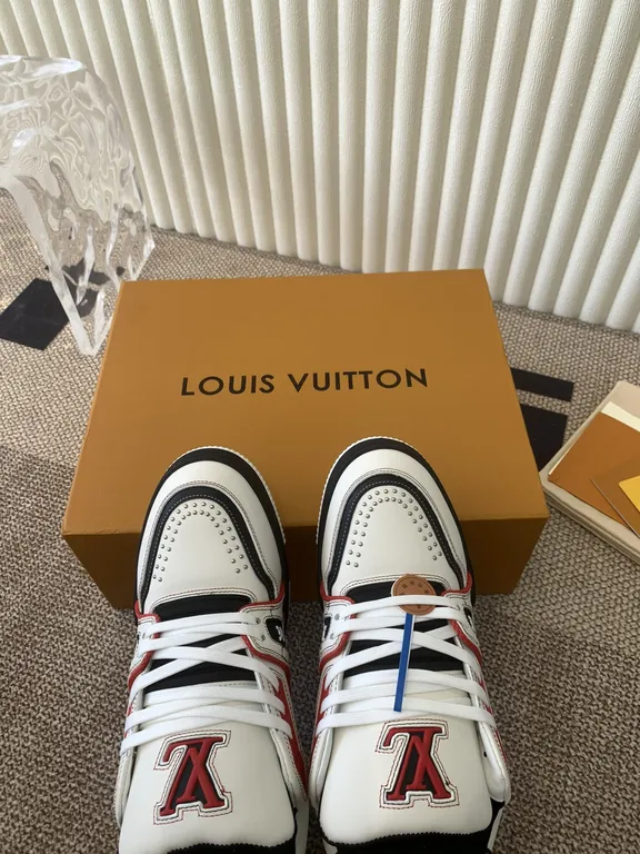 Louis Vuitton Shoe 